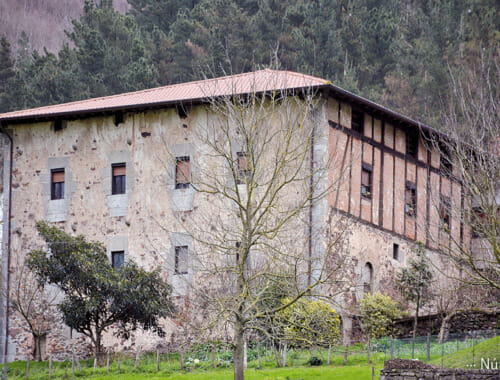 Caserio Sorregieta en Elduain