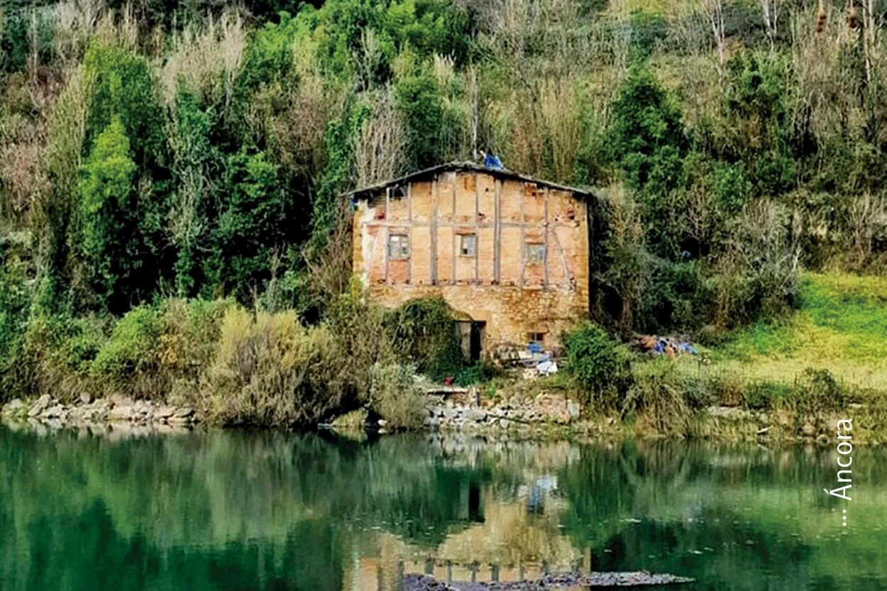 Un caserios de ribera en Donostia, parte del patrimonio que defiende la asociación Áncora. foto: Ancora