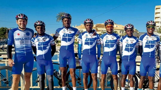 Abraham Olano, técnico y seleccionador de la Federación Gipuzkoana de Ciclismo. Fotografía: Federación Guipuzcoana de Ciclismo