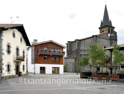 Adunako plaza, ibilbidearen hasiera. Núñez