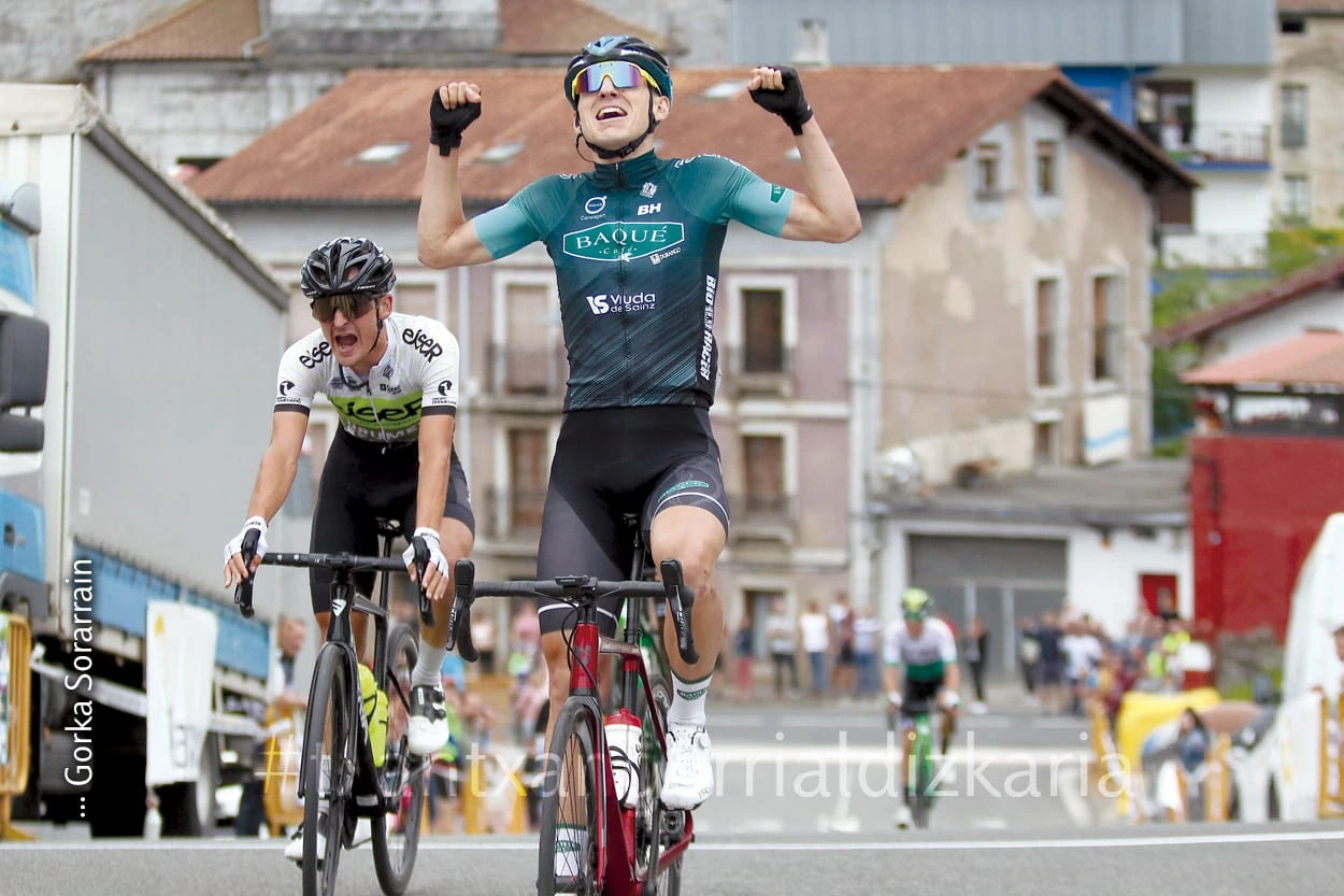 Gorka Sorarrain ciclista del Caja Rural