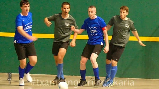 Gipuzkoako Herri txikien arteko areto futbol txapelketako finala. Final del Campeonato de Gipuzkoa de Futbol sala entre pueblos pequeños.