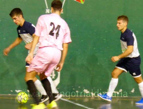 Herri Txikietako Areto Futbol Kopa | Copa de futbol sala entre pueblos pequeños. Foto: Gael
