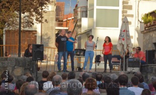 Aitor Mendiluze bertso-saio batean. Argazkia: Núñez