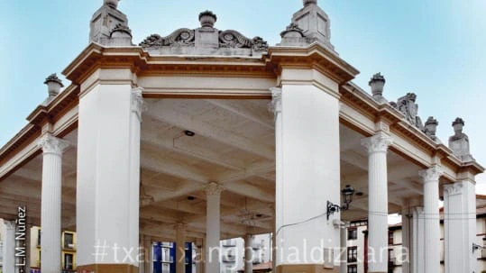 La cubierta de la Plaza Mayor de Ordizia. Foto: L.M. Núñez