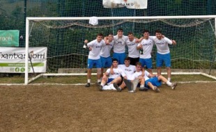 Barriga Juniors taldeak irabazi zuen Belauntza Cup 