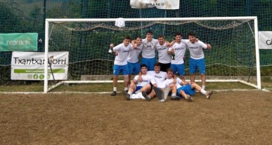 Barriga Juniors taldeak irabazi zuen Belauntza Cup | El equipo Barriga Junios ganó la Belauntza Cup