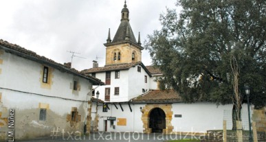 Zeraingo plaza, Goierriko balkoia. Argazkia: L.M. Núñez