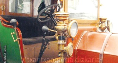 Imagen del interior de la primera diligencia-omnibus, el Fiat 15 Ter restaurado de la colección Echeverria. Foto: Martin Garcia