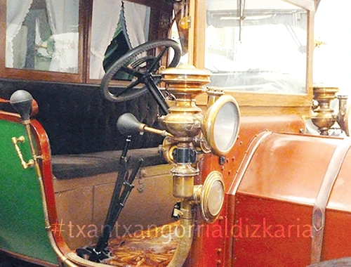 Imagen del interior de la primera diligencia-omnibus, el Fiat 15 Ter restaurado de la colección Echeverria. Foto: Martin Garcia