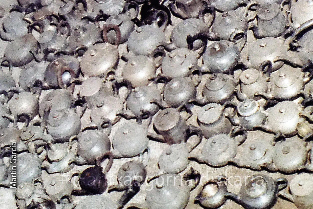 Algunas de las cafeteras de la colección de Lourdes Echeverria de su colección de molinillos y cafeteras antiguas. Martin Garcia