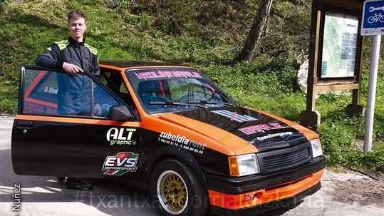 Unai Etxeberria: «Tanto ver y ver, ha llegado la hora de hacer algo» Unai etxeberria bere kotxearekin